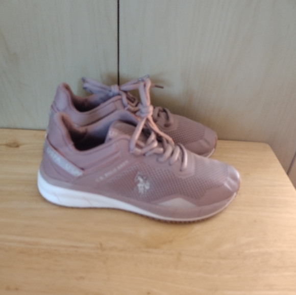 U.S. Polo Assn. Women’s Mauve Athletic Sneakers – Size [6.5w] - Picture 4 of 8